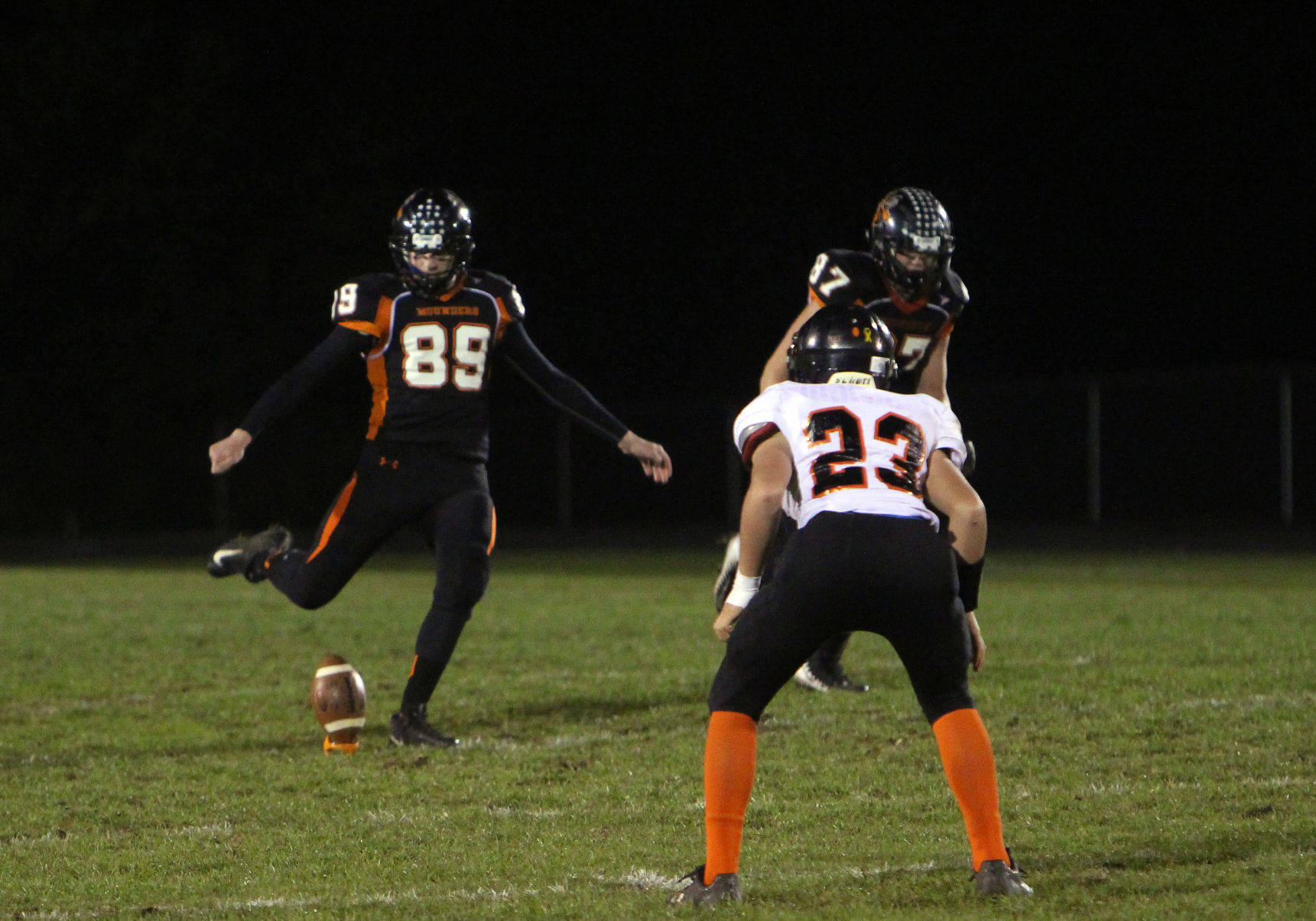 Stanley-Boyd at Elk Mound football 10-19-18
